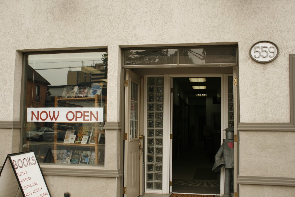 The River Trading Company | book store | 559 Barton St E, Hamilton, ON L8L 2Z2, Canada | 9055403954 OR +1 905-540-3954