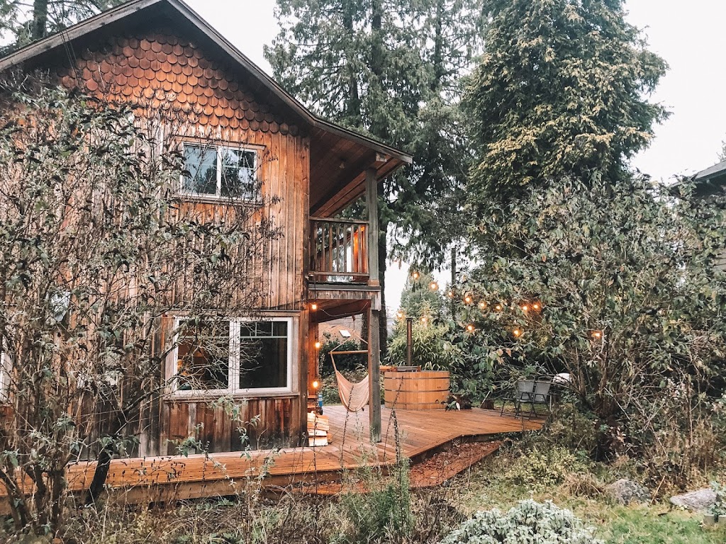 AlumiTubs | 5631 Wharf Ave, Sechelt, BC V0N 3A3, Canada | Phone: (604) 885-0646
