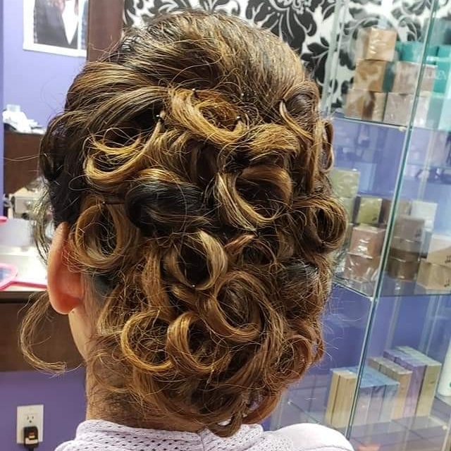 XLNC School Of Cosmetology | 18408 64 Ave #107A, Surrey, BC V3S 1E9, Canada | Phone: (778) 389-0905