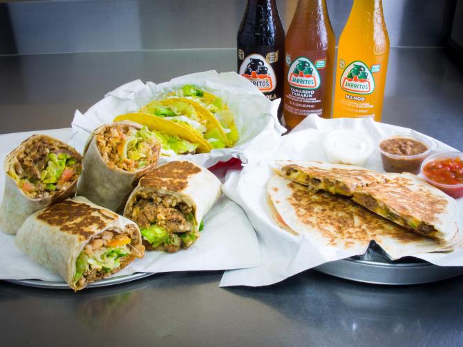 barBURRITO | 13321 Yonge St, Richmond Hill, ON L4E 0K5, Canada | Phone: (289) 234-9000