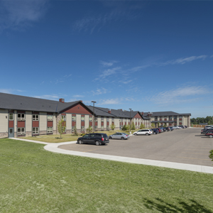 Seasons Retirement Communities | 3300 57 Ave, Olds, AB T4H 1C4, Canada | Phone: (403) 556-2232