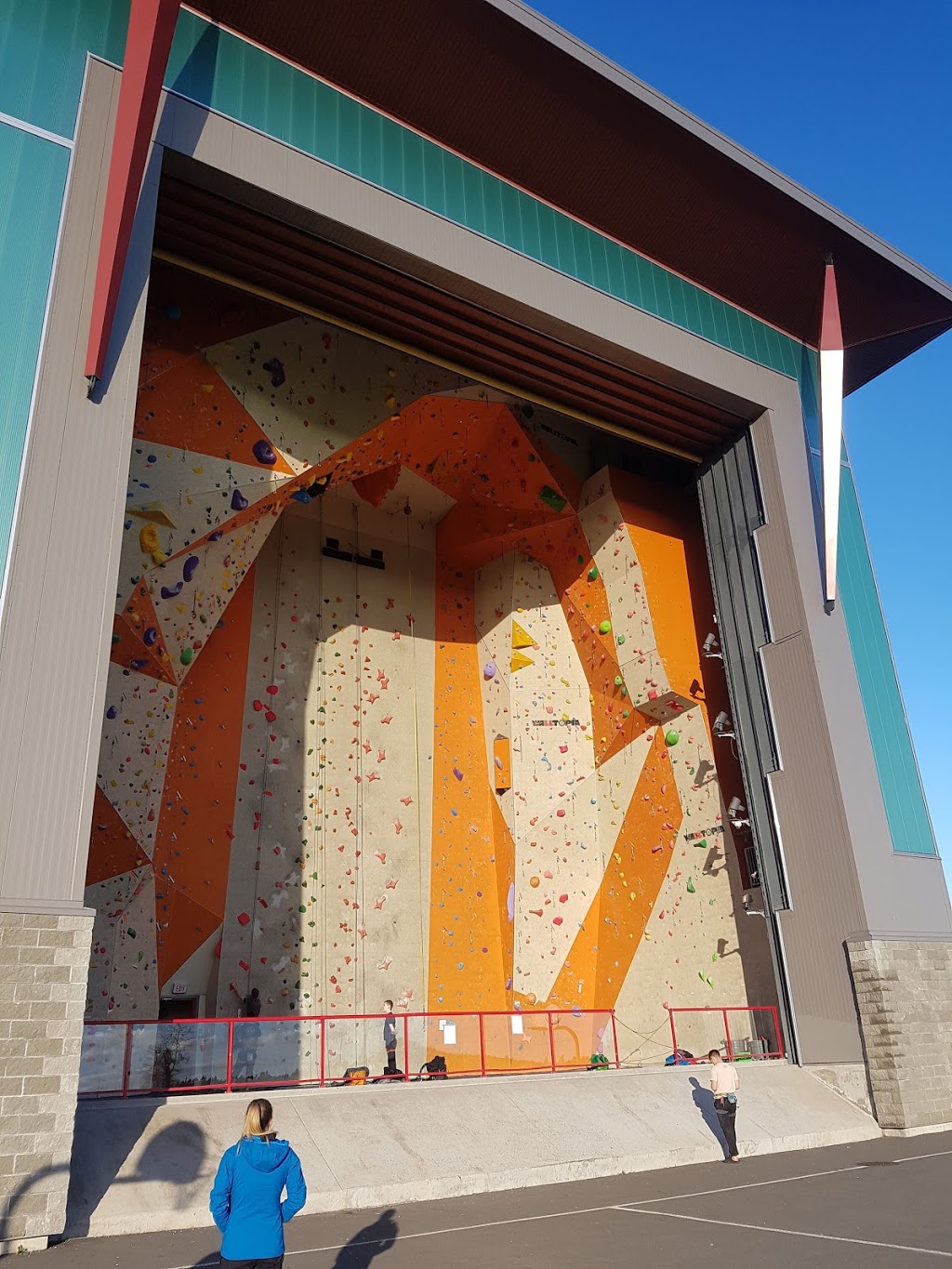 The Boulders Climbing Gym | 1627 Stellys Cross Rd, Saanichton, BC V8M 1S8, Canada | Phone: (250) 544-0310