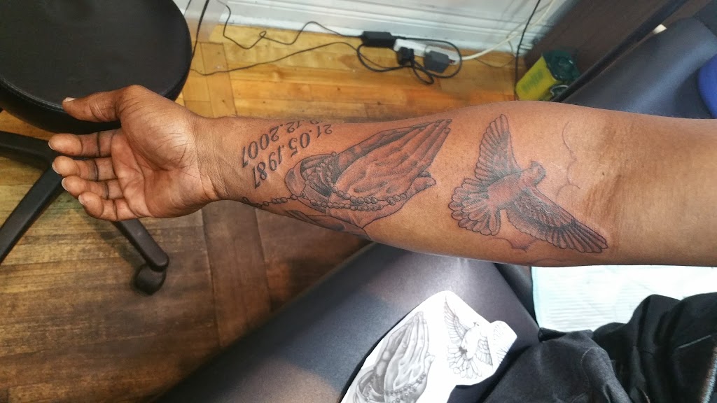 Tattoo Wizards | 1476 Rue du Collège, Saint-Laurent, QC H4L 2L8, Canada | Phone: (514) 903-0771