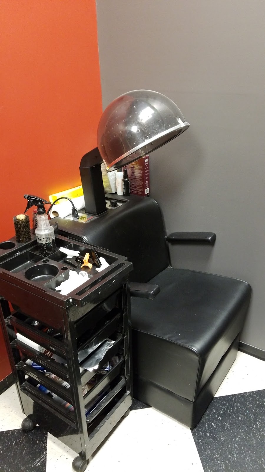 Richmond Skin and Laser Centre | 998 Keewatin St, Winnipeg, MB R2R 2V1, Canada | Phone: (204) 415-9165