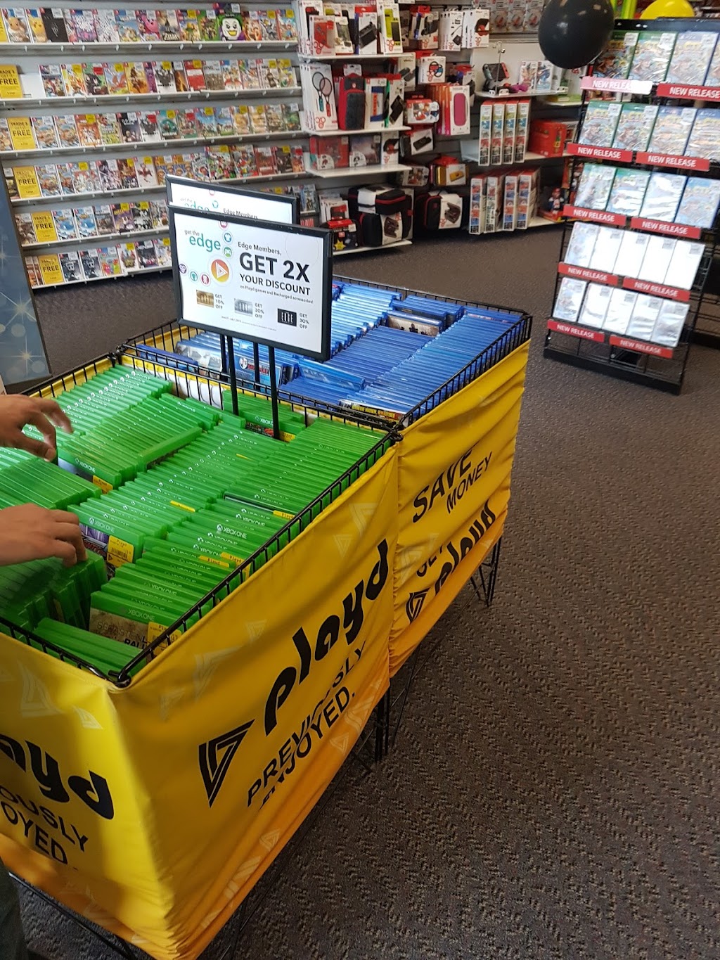 GameStop | SMARTCENTRE, 3728 Mayor Magrath Dr S, Lethbridge, AB T1K 7V1, Canada | Phone: (403) 327-7617