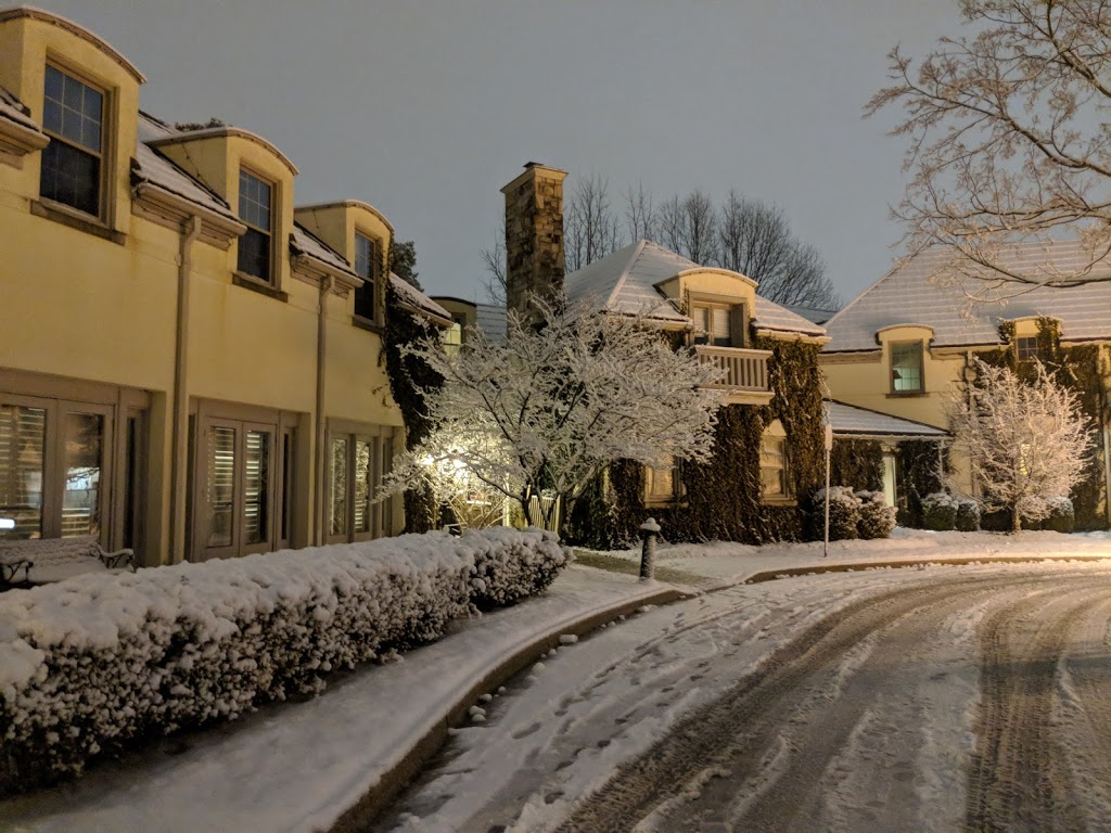 Windermere Manor | 200 Collip Cir, London, ON N6G 4X8, Canada | Phone: (519) 858-1391