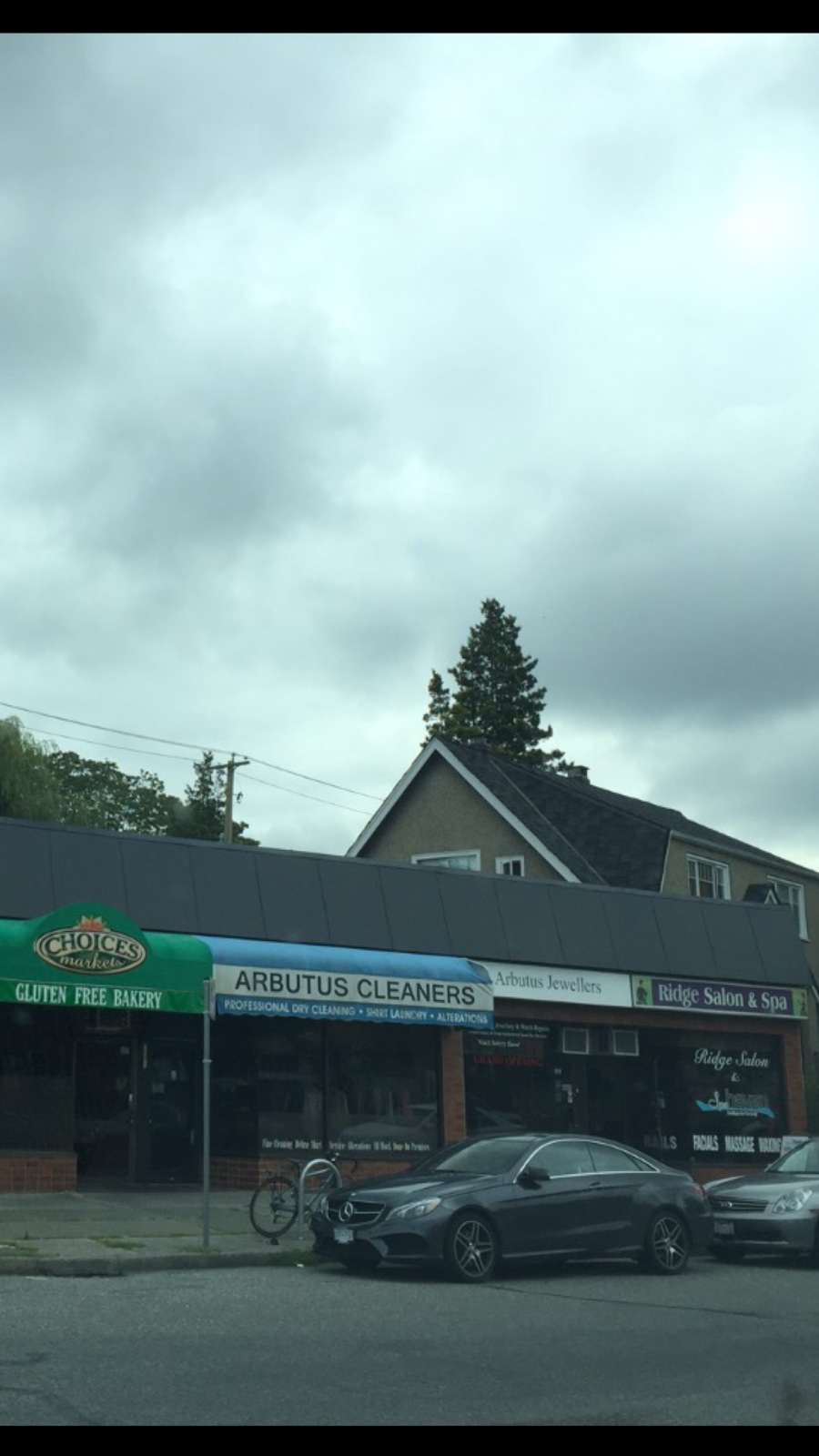 Arbutus Cleaners | 2591 W 16th Ave, Vancouver, BC V6K 3B9, Canada | Phone: (604) 738-7027