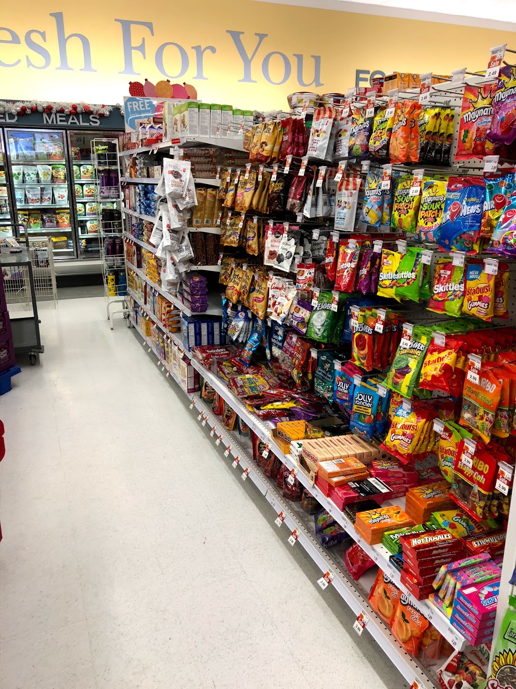 Shoppers Drug Mart | 503 Plains Rd E, Burlington, ON L7T 2E2, Canada | Phone: (905) 632-3365