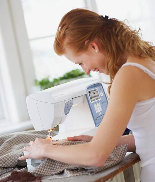 JanKnits Studio & Sewing Machine shop | 214 Highland St, Haliburton, ON K0M 1S0, Canada | Phone: (705) 457-4000