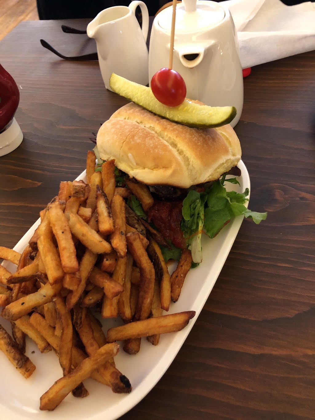 Copper Kettle Pub | 517 Main St, Georgetown, ON L7G 3S9, Canada | Phone: (905) 877-5551