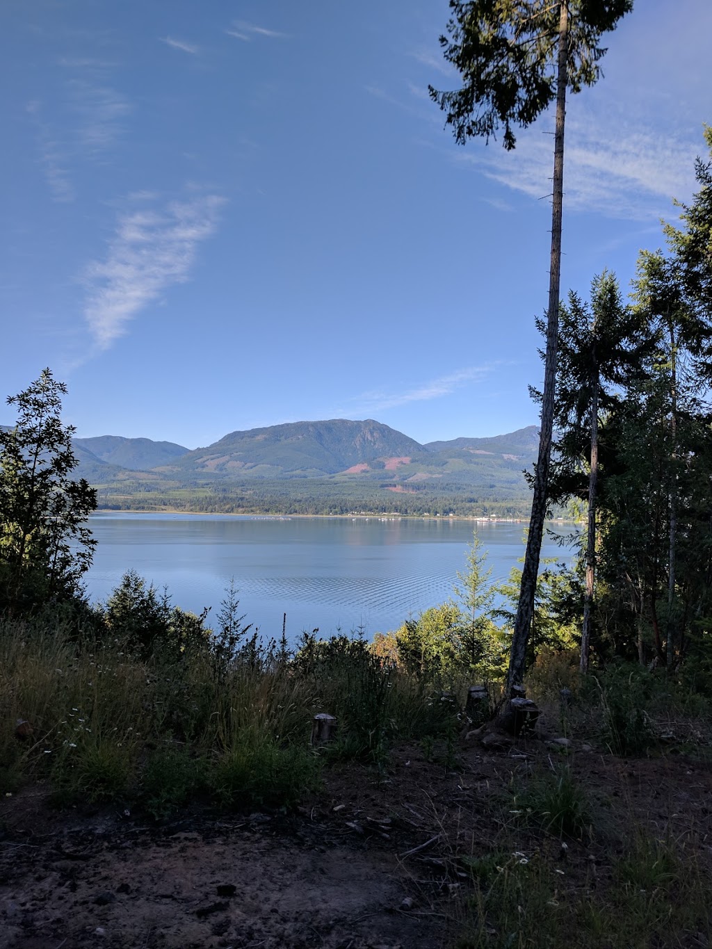 Cleft In The Rock | 1000 Westcliff Rd, Denman Island, BC V0R 1T0, Canada | Phone: (250) 335-2899