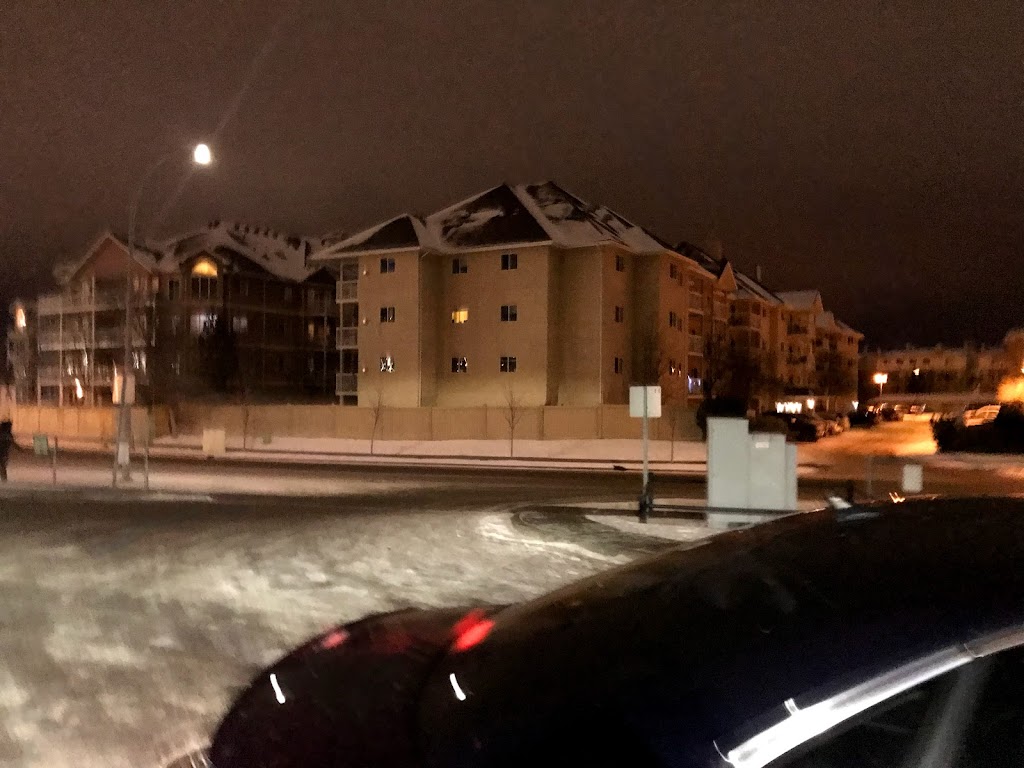 Clareview Courts | 4245 139 Ave NW, Edmonton, AB T5Y 3E8, Canada | Phone: (647) 879-3200