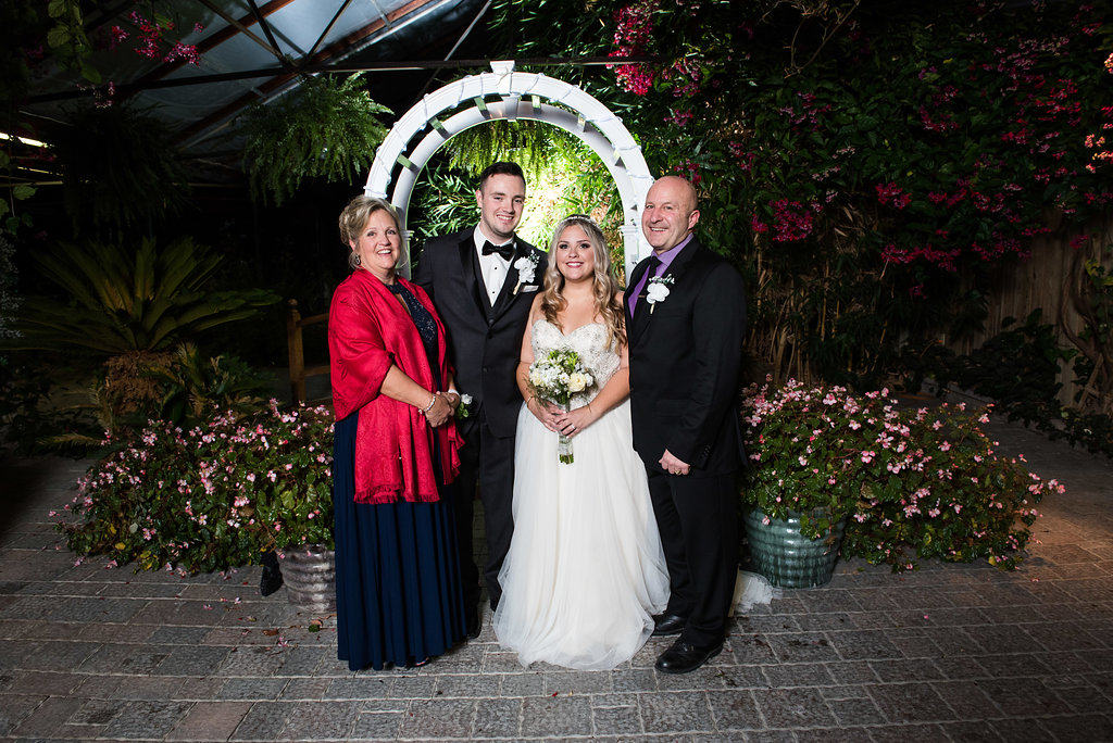 Madisons Greenhouse Event Venue | 160 Bayview Pkwy, Newmarket, ON L3Y 3W3, Canada | Phone: (905) 853-5900
