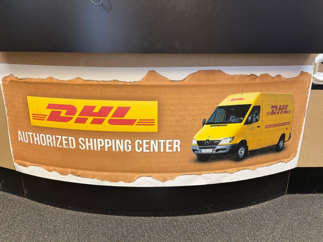 DHL Authorized Shipping Centre | 610 Ford Dr #2, Oakville, ON L6J 7W4, Canada | Phone: (905) 849-4503