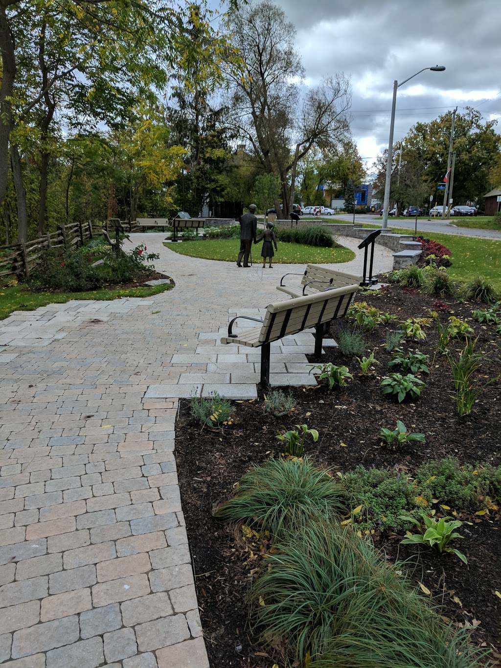 Manotick Cenotaph & Remembrance Park | 1125 Johnston Clapp Ln, Manotick, ON K4M, Canada | Phone: (613) 692-3243