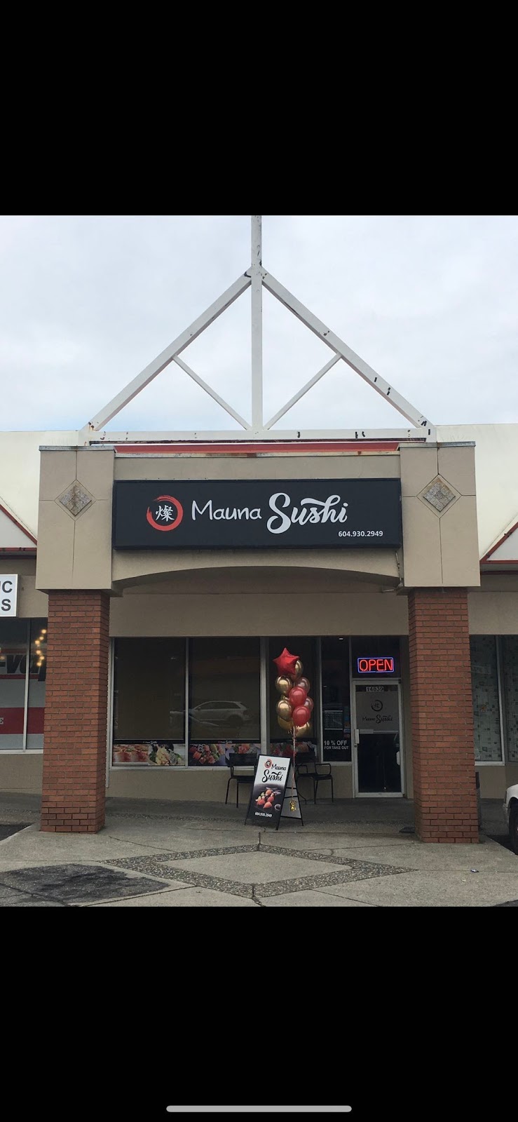 Mauna Sushi | 14839 108 Ave, Surrey, BC V3R 1W2, Canada | Phone: (604) 930-2949