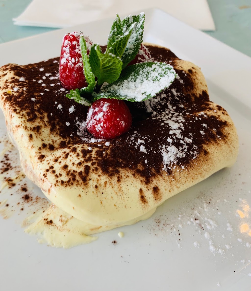 coast Italian Takeout | 23 St Johns Rd, Toronto, ON M6P 1T7, Canada | Phone: (647) 352-4999