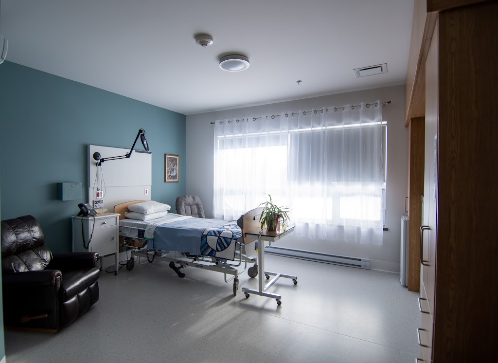 Maison de soins palliatifs du Saguenay | 1845 Rue Deschênes, Jonquière, QC G7S 4T8, Canada | Phone: (418) 696-1176