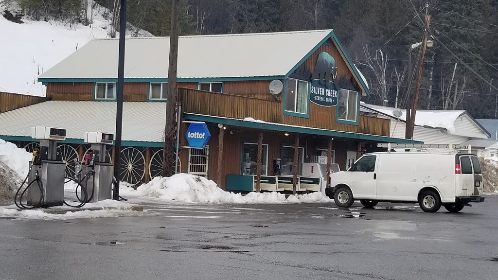 Silver Creek Store | 948 Salmon Riv Rd, Salmon Arm, BC V1E 4M1, Canada | Phone: (250) 832-4465