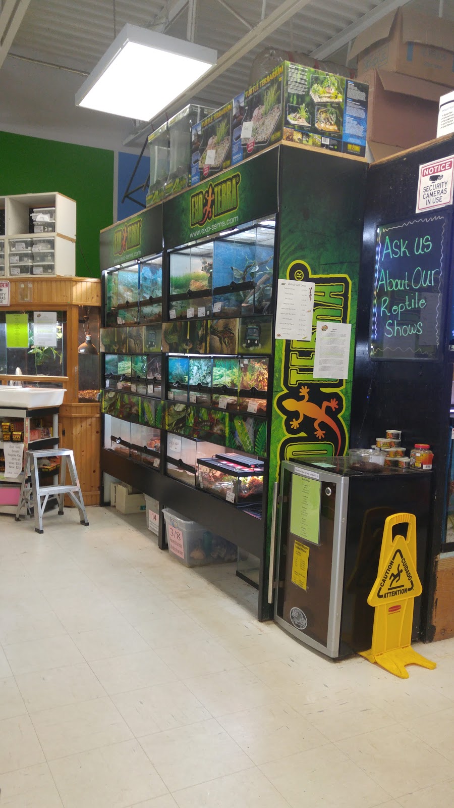 Southwest Pet - London Pet Store | 1641 Dundas St, London, ON N5W 3C3, Canada | Phone: (519) 451-7279