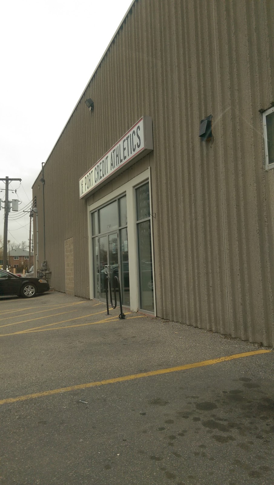 Port Credit Athletics | B, 579 Lakeshore Rd E, Mississauga, ON L5G 1H9, Canada | Phone: (905) 271-9700