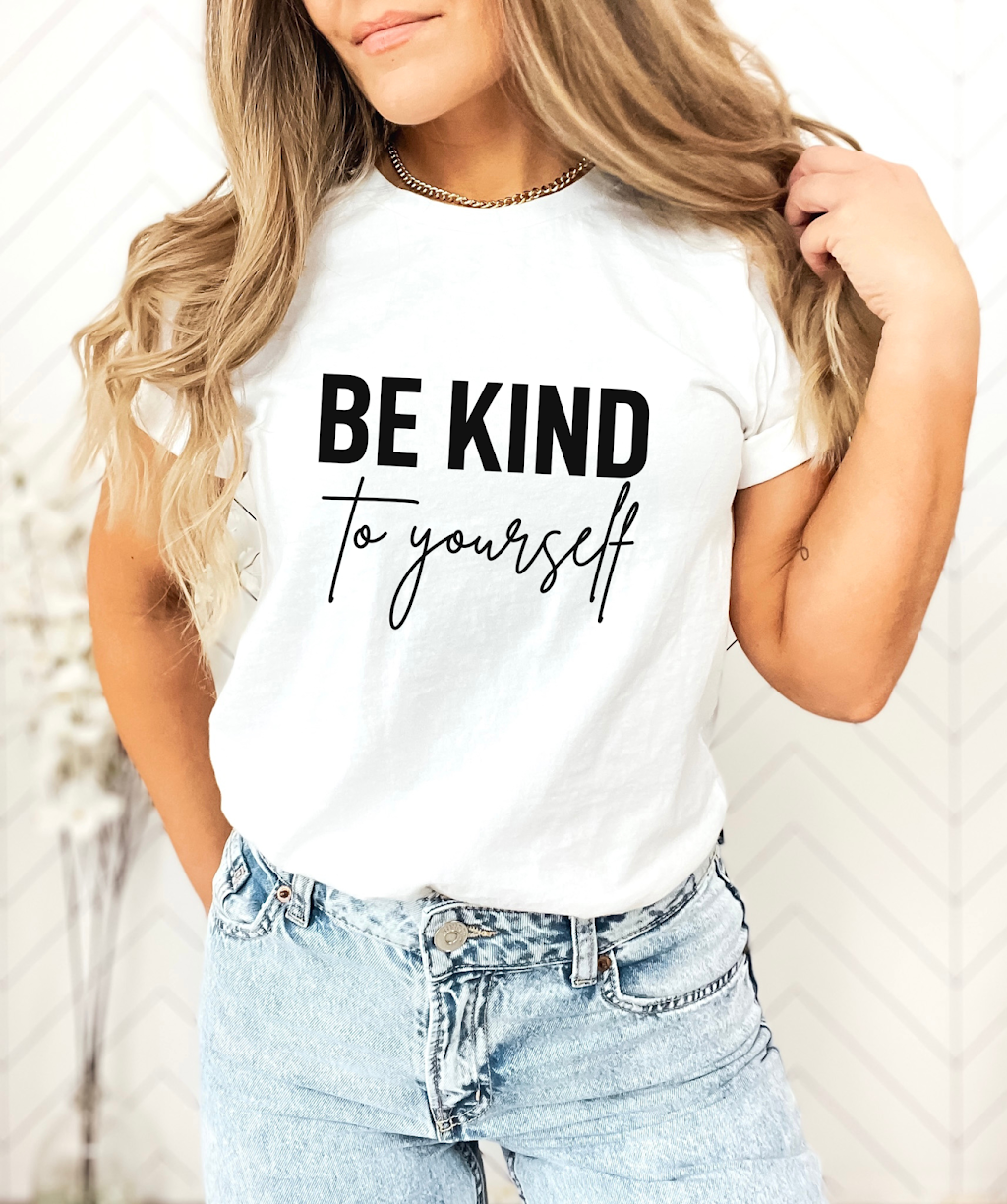 AT Apparel + Design | 8371 Van Rens St, Ottawa, ON K0A 2P0, Canada | Phone: (613) 894-9989