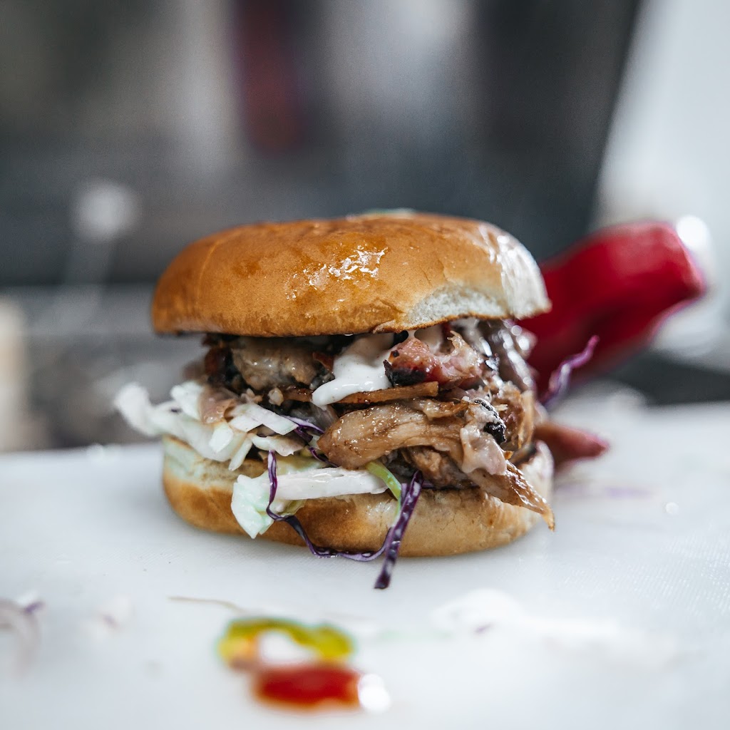 Craddyshack Southern BBQ | 31 Irving Crescent, Red Deer, AB T4R 3R9, Canada | Phone: (403) 877-1654