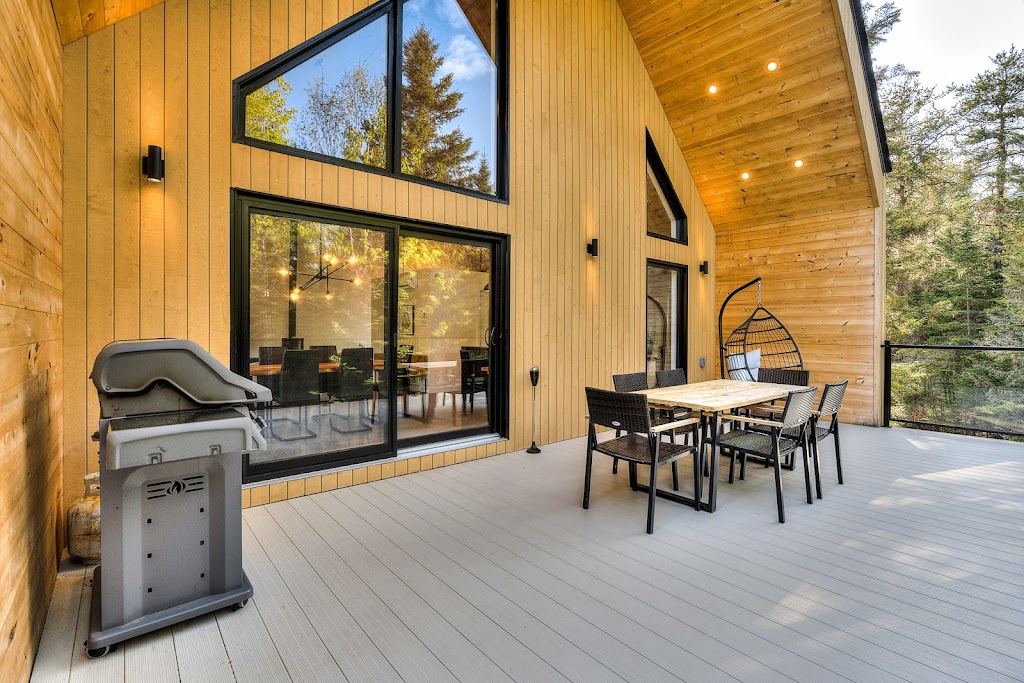 Chalet Le Oslo (Domaine Verre Forêt) | 10e Rue, Saint-Côme, QC J0K 2B0, Canada | Phone: (514) 249-1054