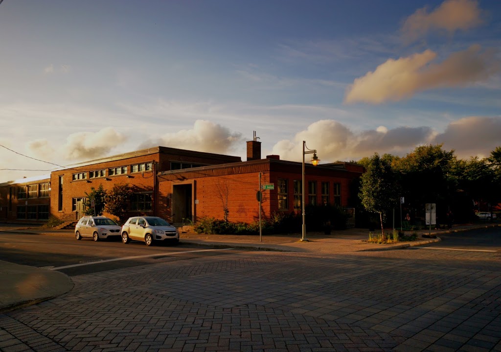 Ecole du Grand-Héron | 7676 Rue Centrale, LaSalle, QC H8P 1L5, Canada | Phone: (514) 365-9337