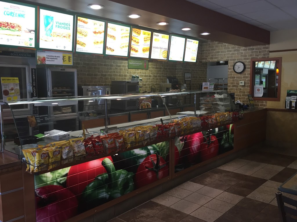 Subway | 4908 Rue Foster, Waterloo, QC J0E 2N0, Canada | Phone: (450) 539-3255
