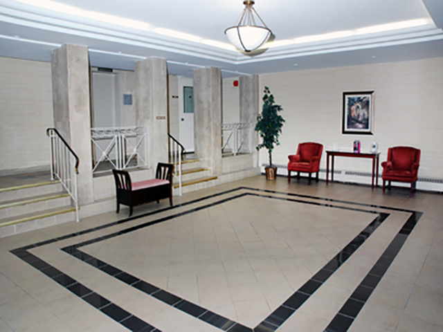 Prince Court | 156 Fitch St, Welland, ON L3C 5R7, Canada | Phone: (905) 735-6133