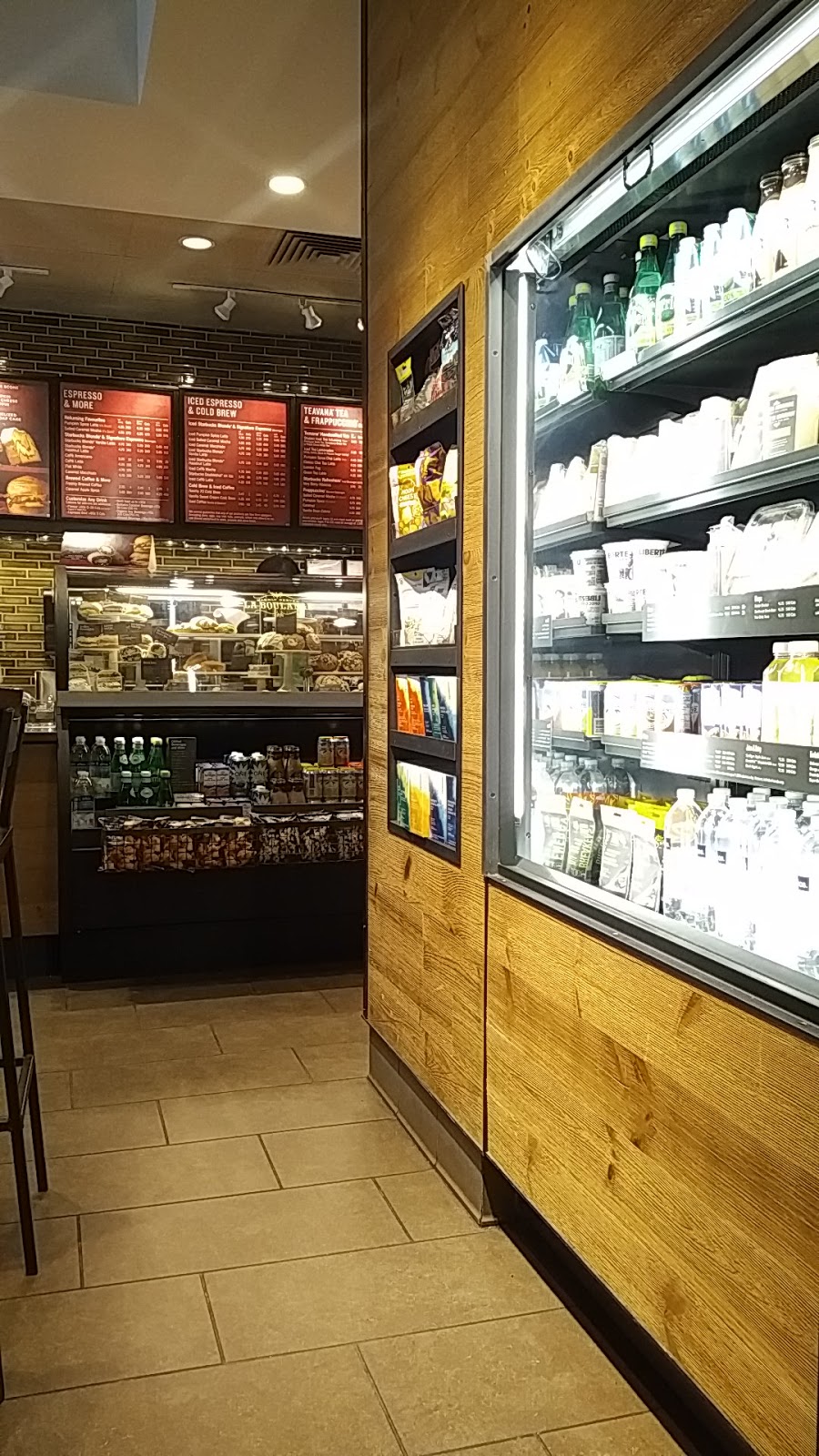 Starbucks | 120 Fifth Ave #301, Cochrane, AB T4C 0A4, Canada | Phone: (403) 932-9856