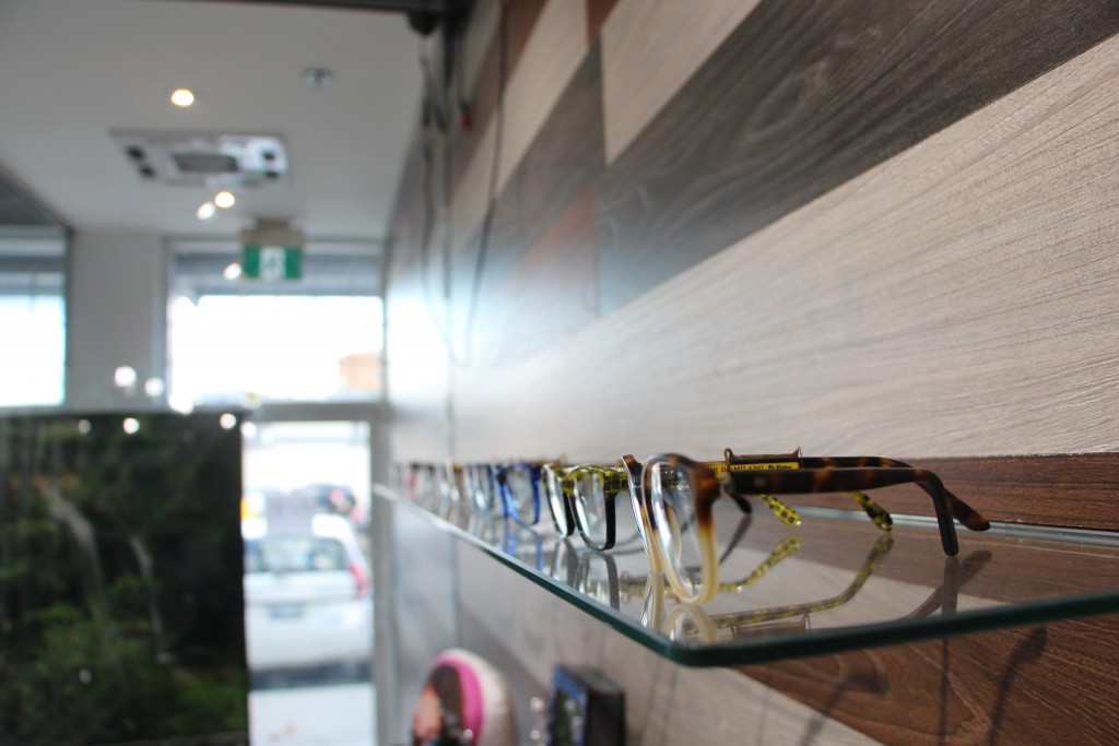 20 20 EYE CARE - Optometrist & Eye Exam Mississauga | 925 Rathburn Road East #C8, Mississauga, ON L4W 4C3, Canada | Phone: (905) 766-3721