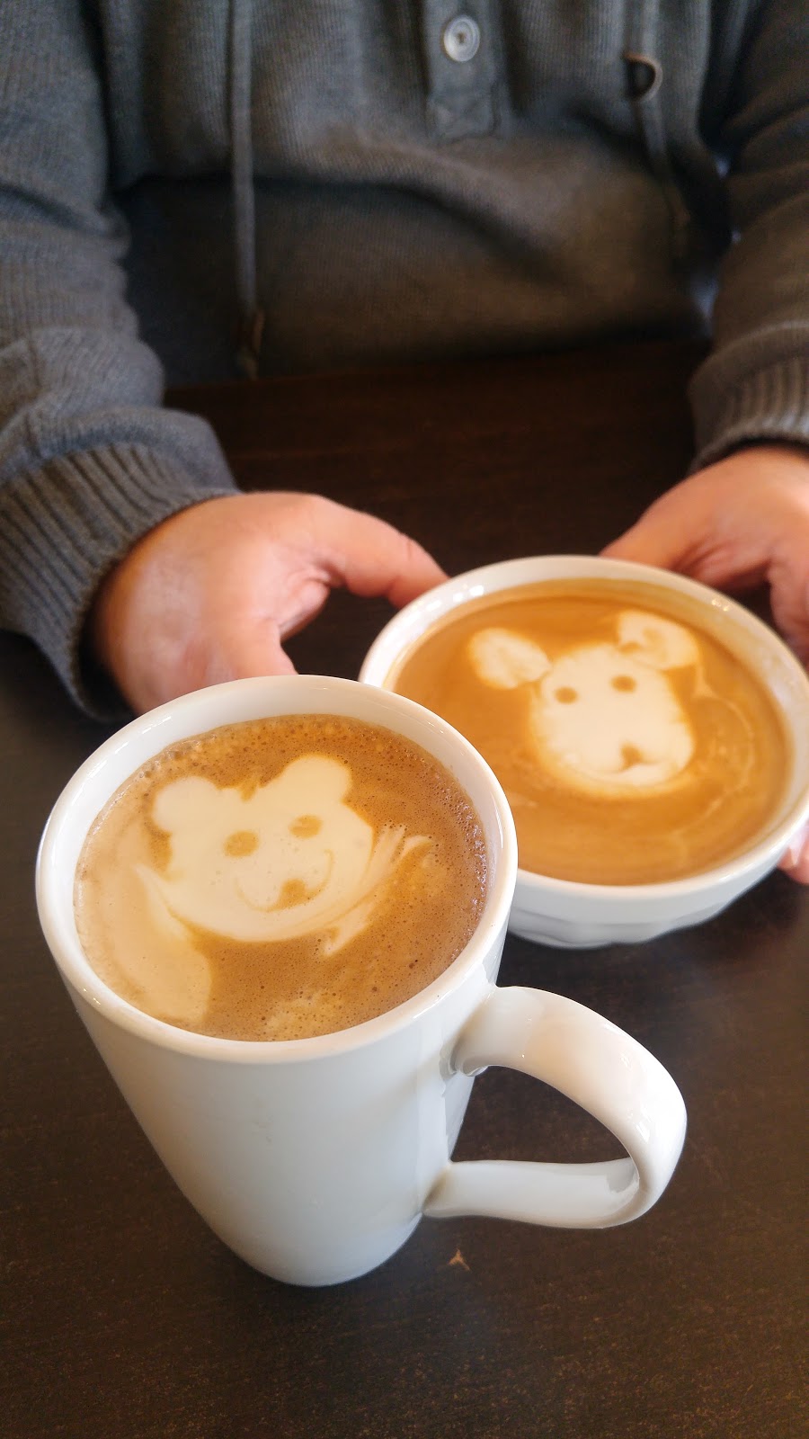 Café Méridien | 869 Boulevard des Bois Francs S, Victoriaville, QC G6P 5W1, Canada | Phone: (819) 604-6446