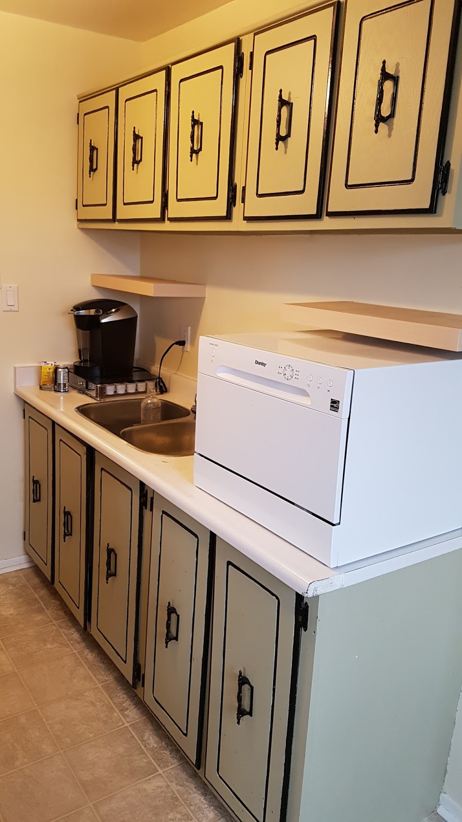 hd kitchen refacing | 140 Milner Ave, Scarborough, ON M1S 3R3, Canada | Phone: (647) 535-3090