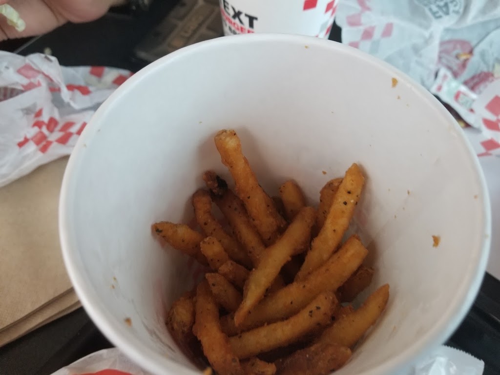 Checkers | 2374 Niagara Falls Blvd, Tonawanda, NY 14150, USA | Phone: (716) 262-2046
