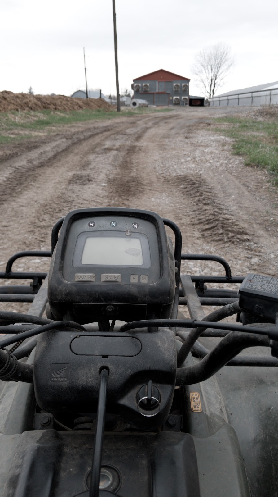 Caskenette Farms Ltd | 1104 Fernlea, Tillsonburg, ON N4G 4G7, Canada | Phone: (519) 842-5187