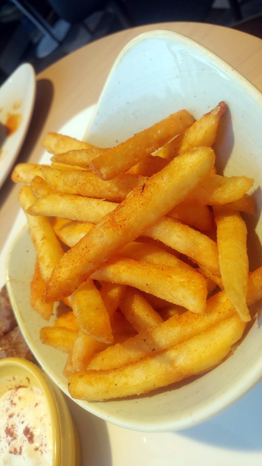Nannaa Persian Eatery | 1010 King St W, Hamilton, ON L8S 1L4, Canada | Phone: (905) 777-1010