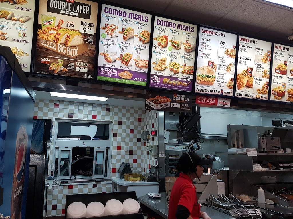 Taco Bell | 5322 Dundas St W, Etobicoke, ON M9B 1B3, Canada | Phone: (416) 233-3159