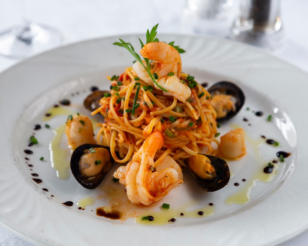 Restaurant Vino Rosso | 5291 Boul Henri-Bourassa O, Saint-Laurent, QC H4R 1B7, Canada | Phone: (514) 337-6664