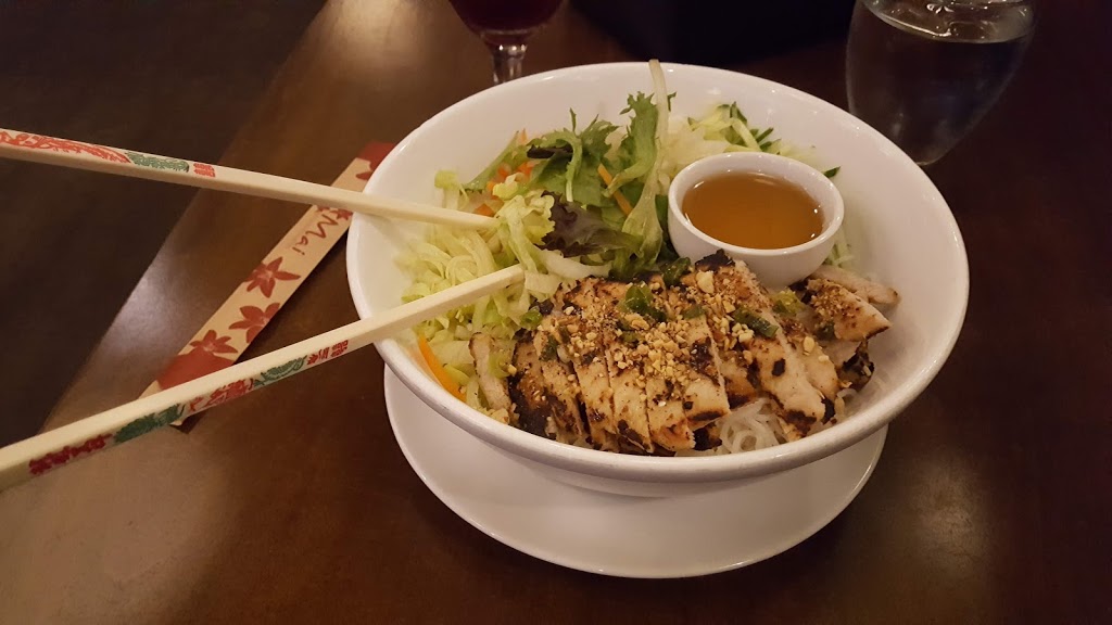 Mai Restaurant | 40 Champlain St #18, Dieppe, NB E1A 1N3, Canada | Phone: (506) 388-7501