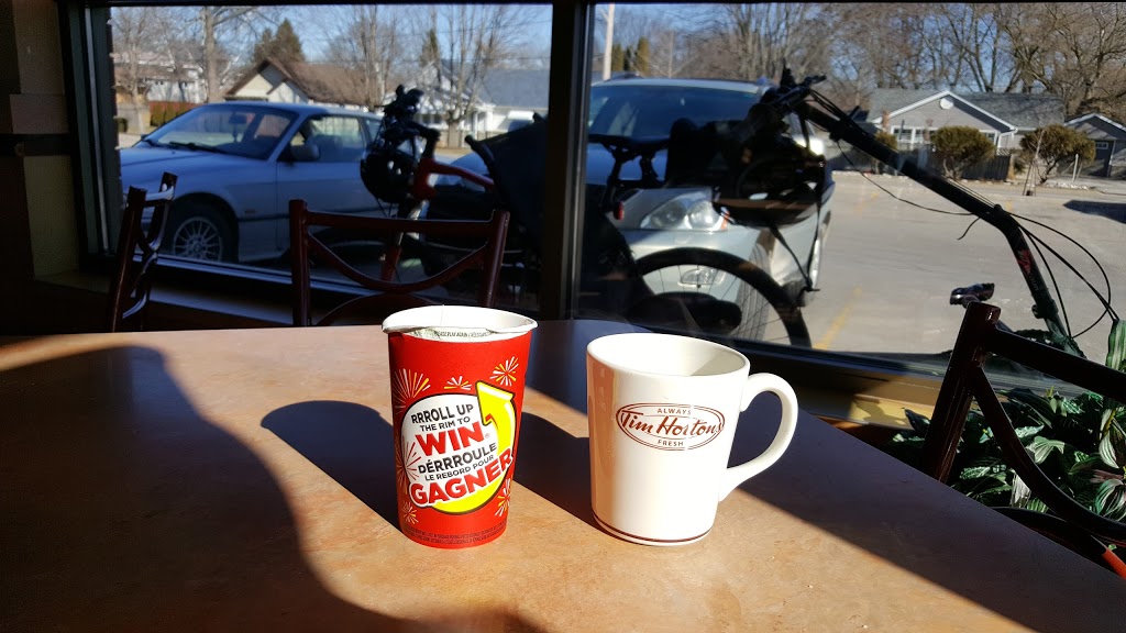 Tim Hortons | 2688 New, Lakeshore Rd, Brights Grove, ON N0N 1C0, Canada | Phone: (519) 869-8776