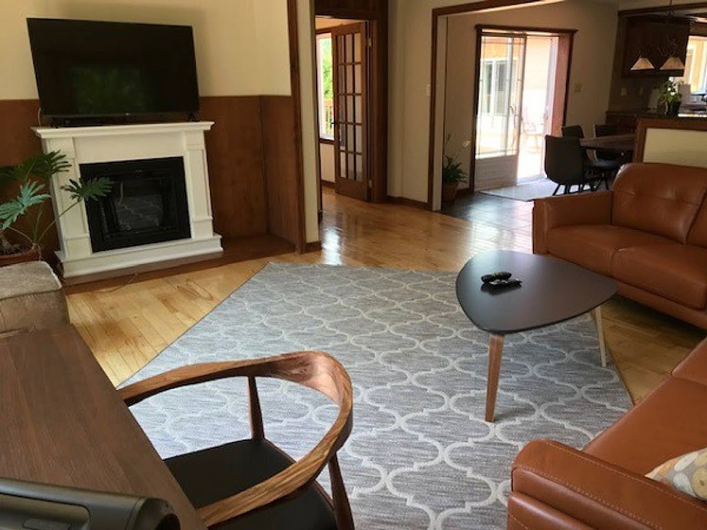 Chalet Mont-Gabriel | 1385 du, Rue du Faubourg, Sainte-Adèle, QC J8B 2K8, Canada | Phone: (514) 217-9293