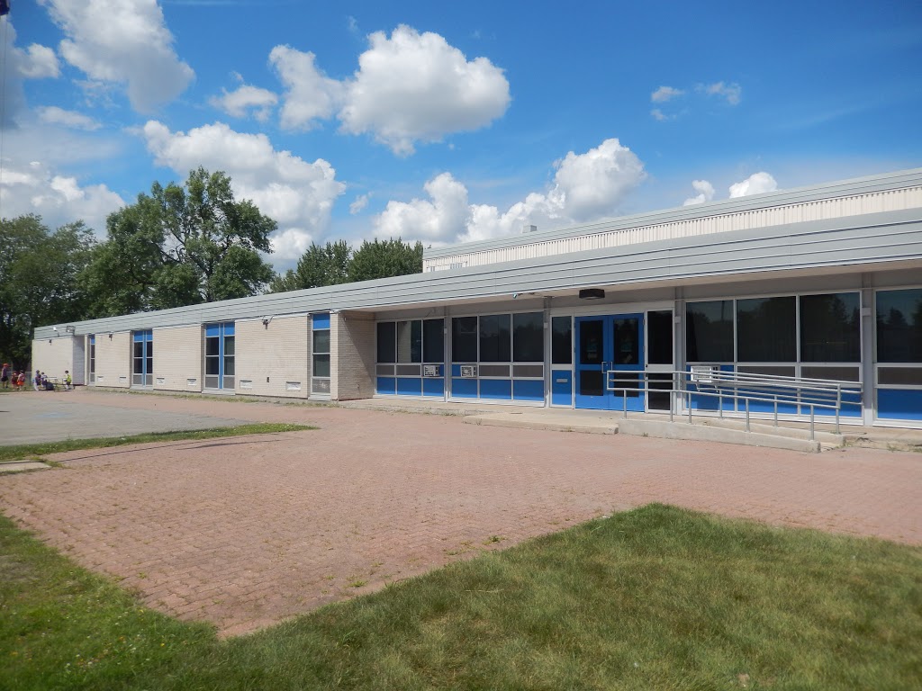 Springdale Elementary School | 150 Rue Hyman Drive, Dollard-des-Ormeaux, QC H9B 1L6, Canada | Phone: (514) 798-0767