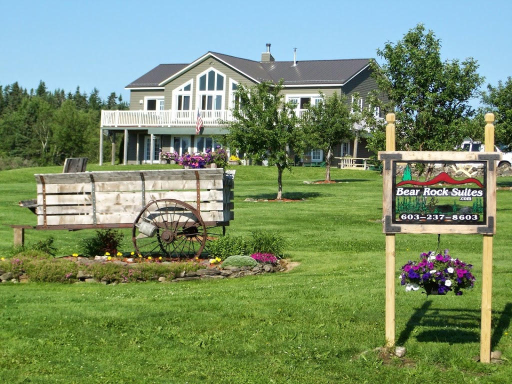 Bear Rock Suites | 794 Reed Rd, Colebrook, NH 03576, USA | Phone: (603) 237-8603
