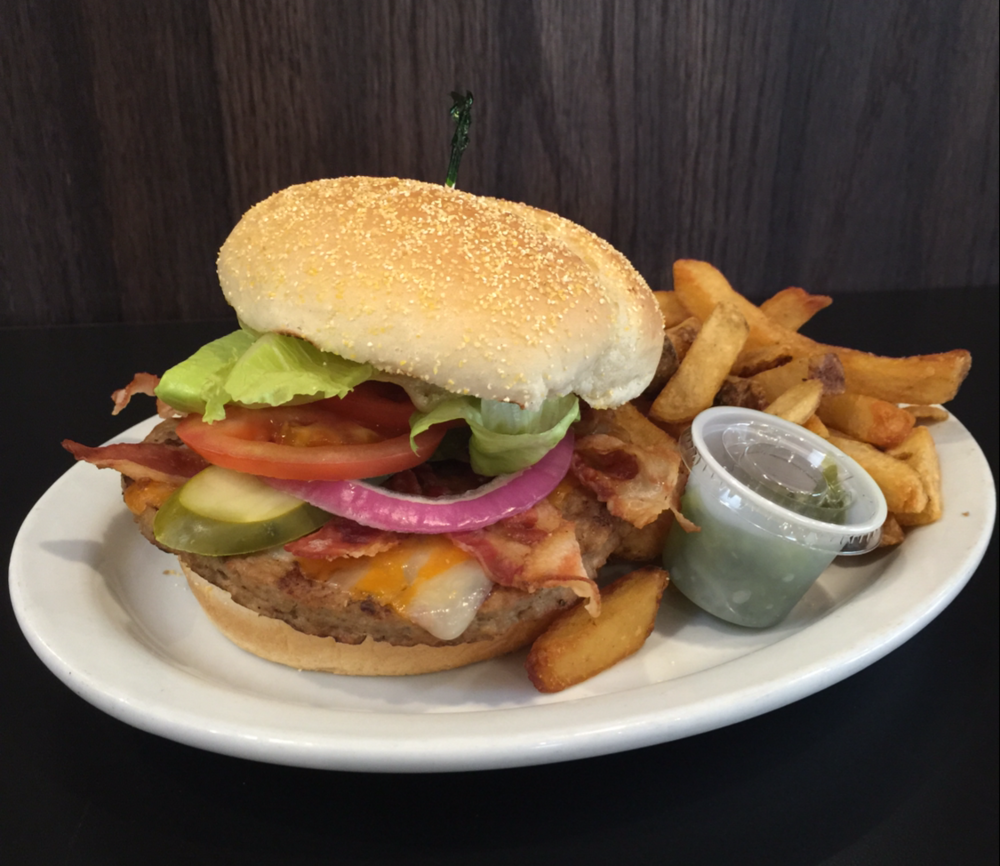 The Dugout | 514 Dundas St E, Belleville, ON K8N 1G3, Canada | Phone: (613) 968-5169
