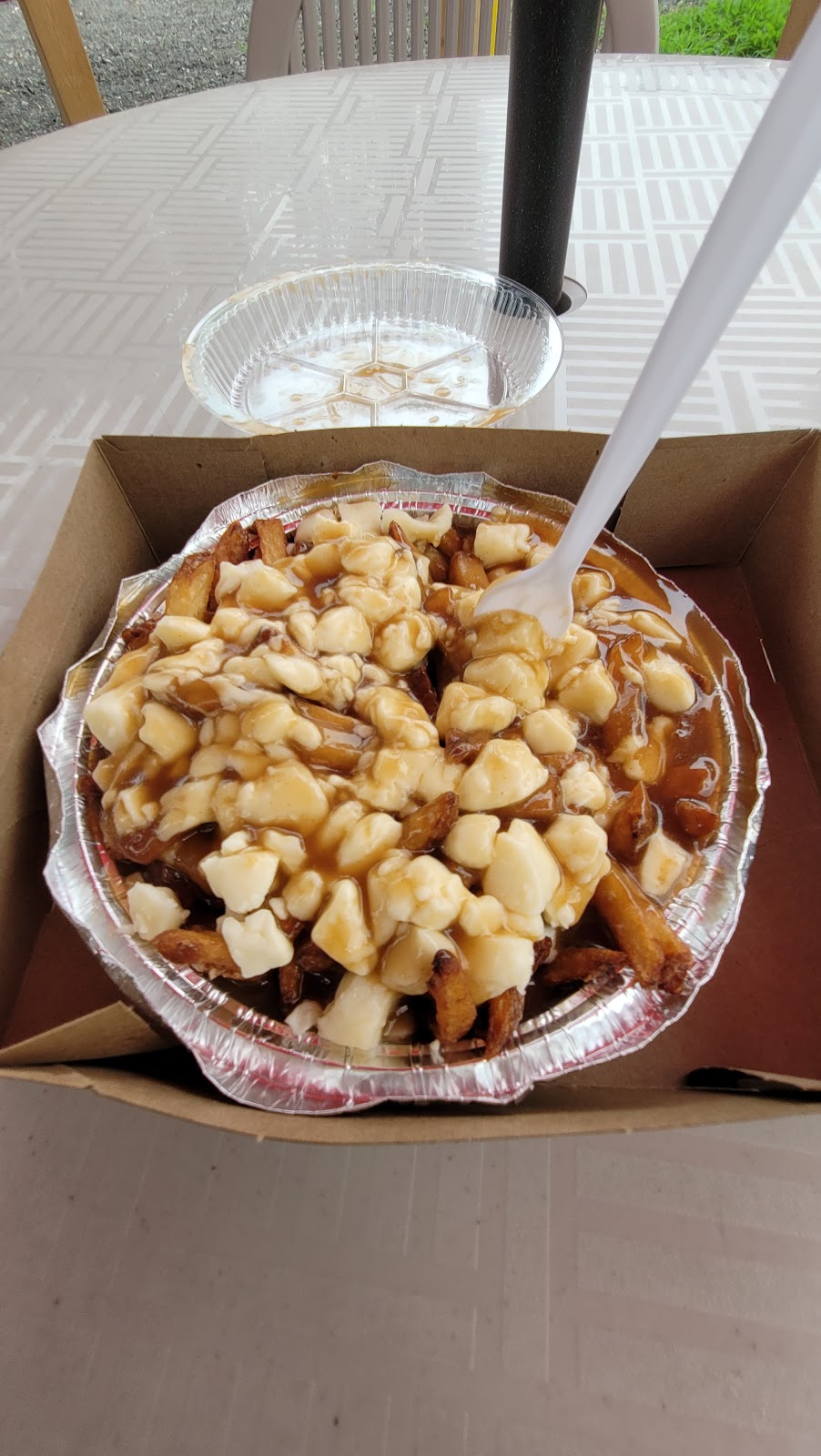 Cantine McRay | Rue F. Cleyn, Huntingdon, QC J0S, Canada | Phone: (450) 567-1861