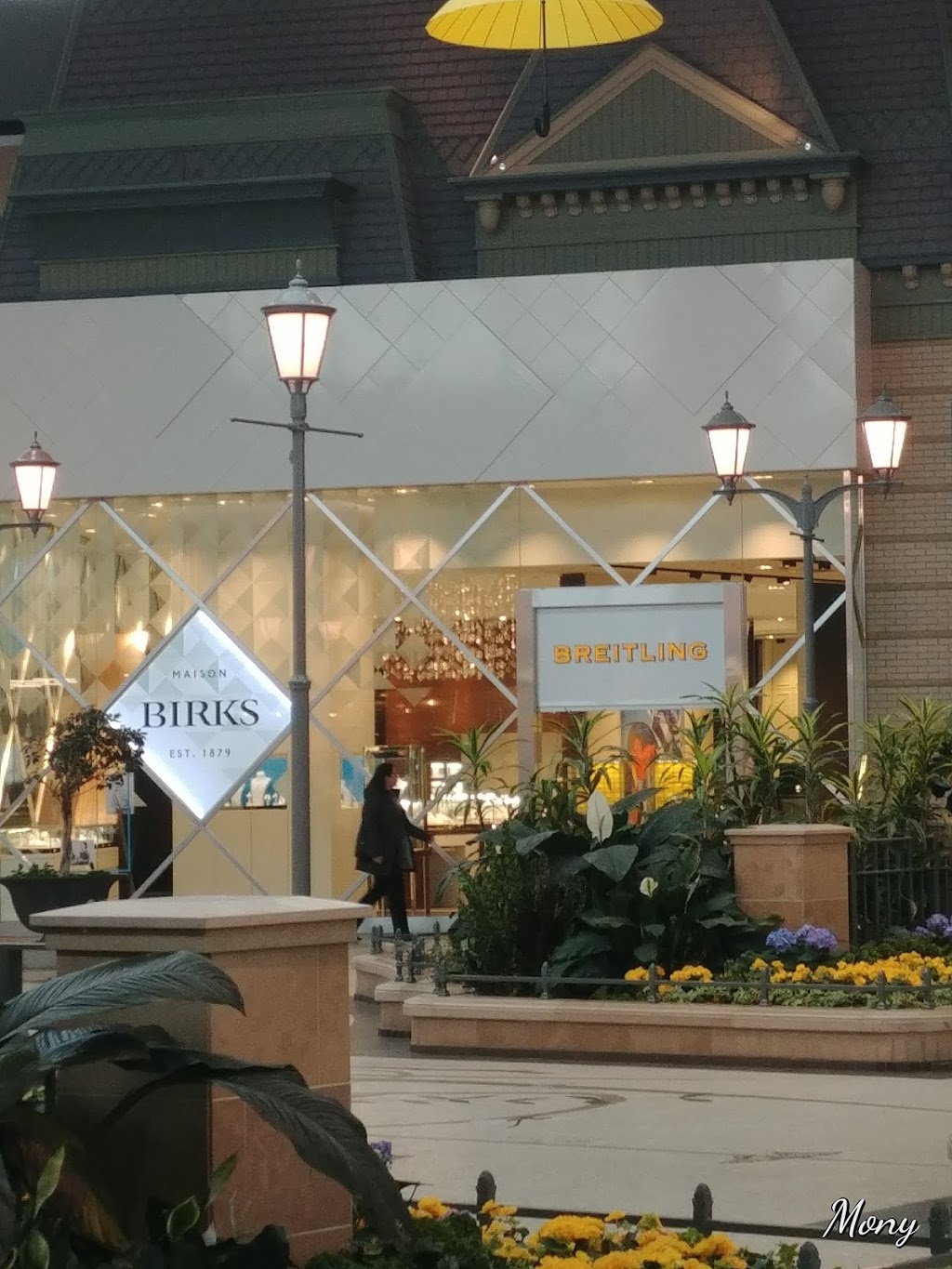 Birks | 3035 Boulevard le Carrefour, Laval, QC H7T 1C8, Canada | Phone: (450) 688-3431