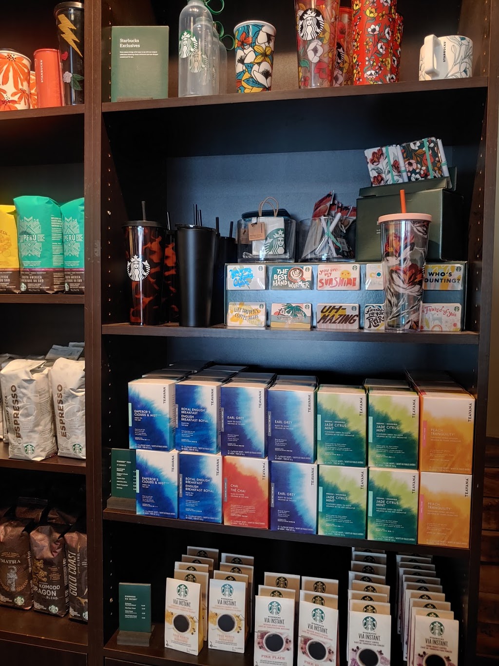 Starbucks | 2116 Burnhamthorpe Rd W Unit C3, Mississauga, ON L5L 5Z5, Canada | Phone: (905) 607-5348