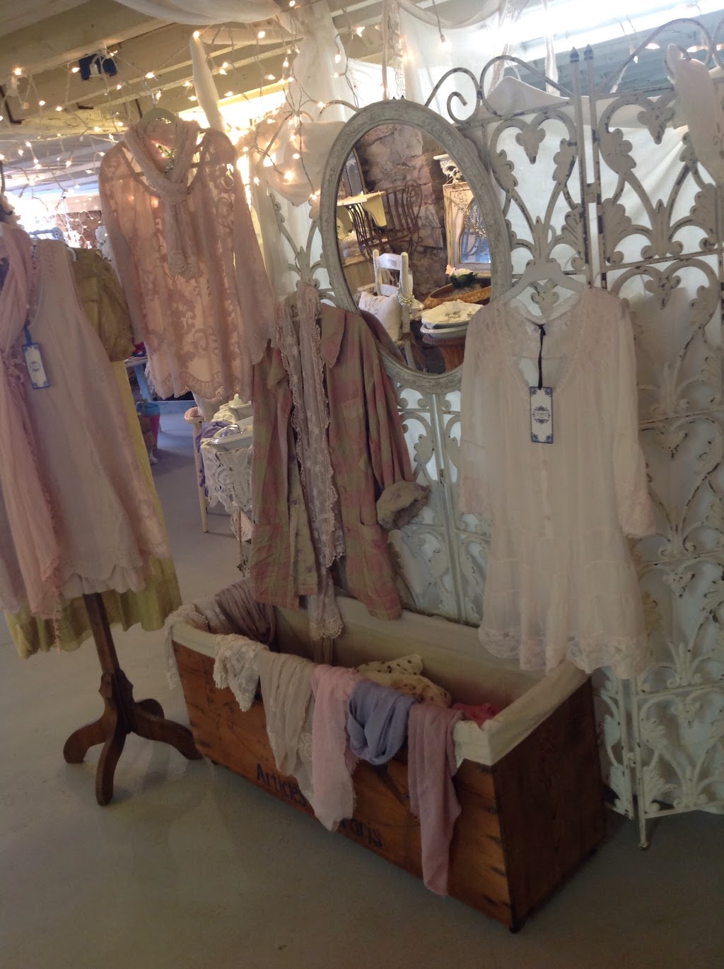 The Flower Barn & 1864 Boutique | 7716 Rochester Rd, Gasport, NY 14067, USA | Phone: (716) 772-2099